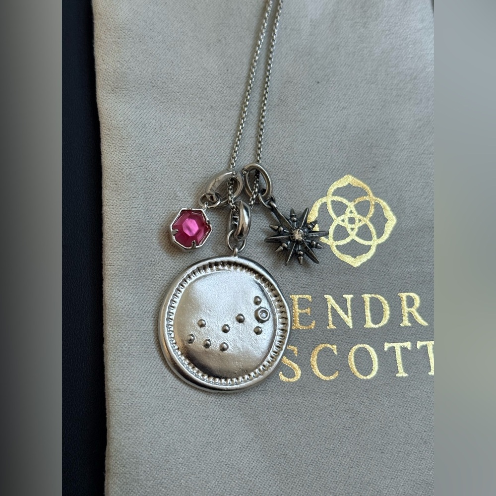 New Kendra Scott October "Scorpio" Zodiac Coin Pendant Necklace Berry Illusion